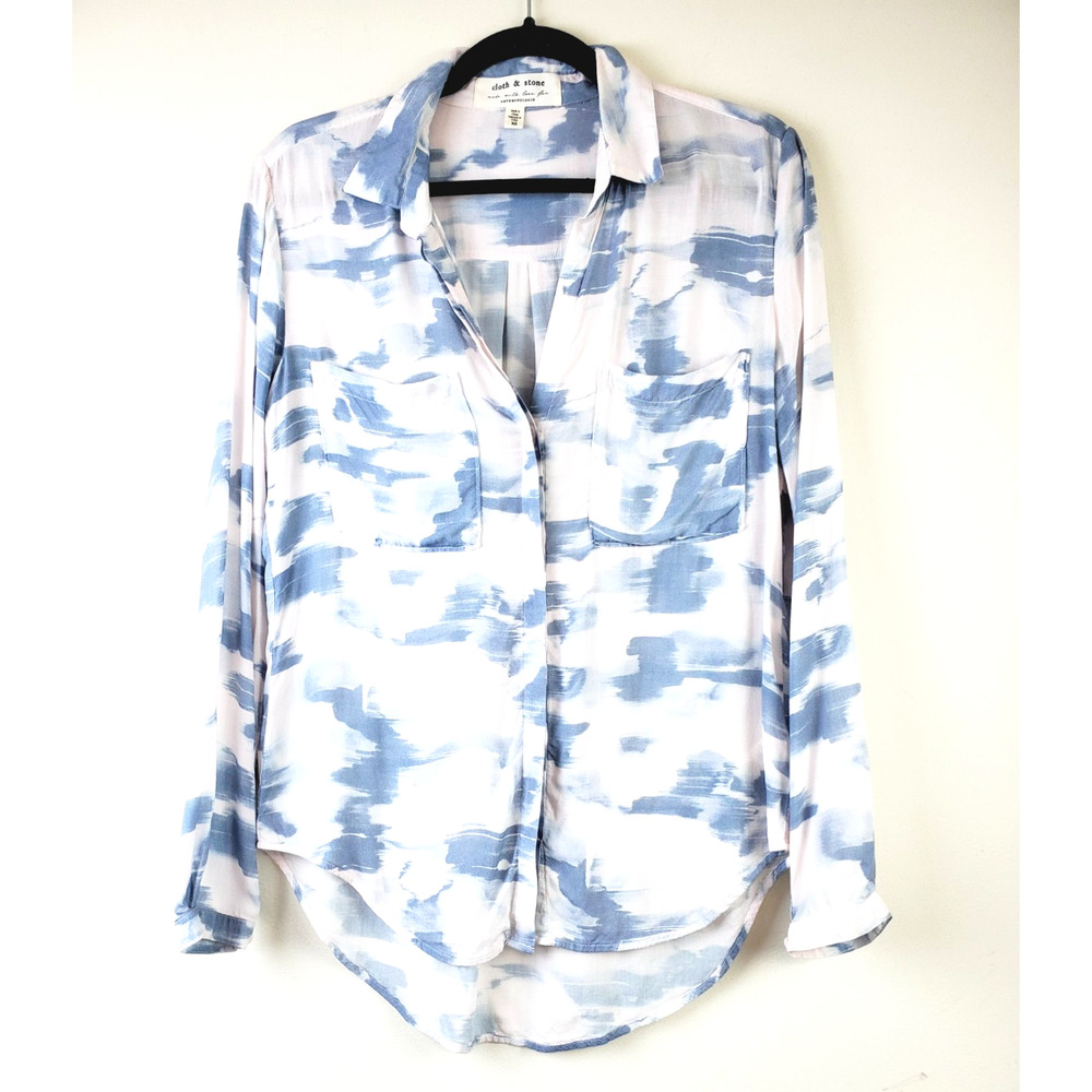Cloth &‎ Stone Anthropologie White Top Womens XS Rayon Long Sleeve Blue Printed - Picture 10 of 10
